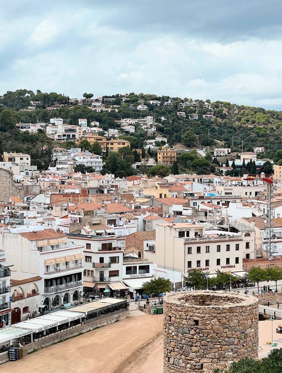 potret Tossa De Mar (instagram.com/angelagilsha)