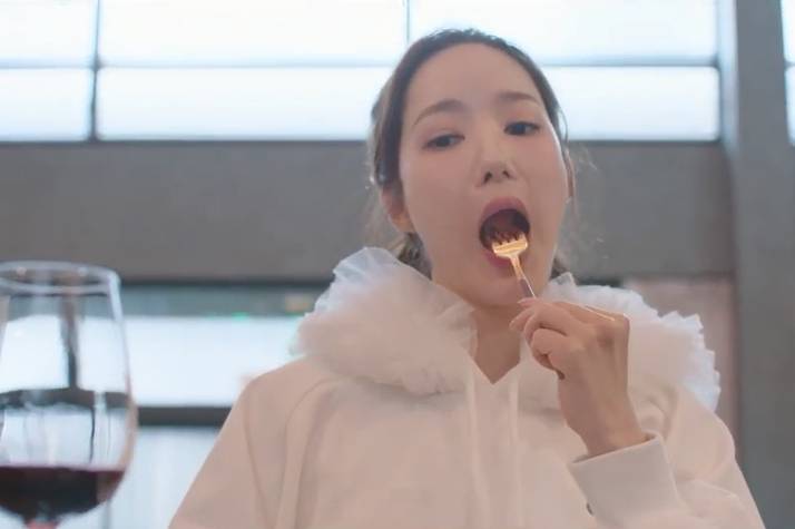 still cut drama Korea Confidence Queen