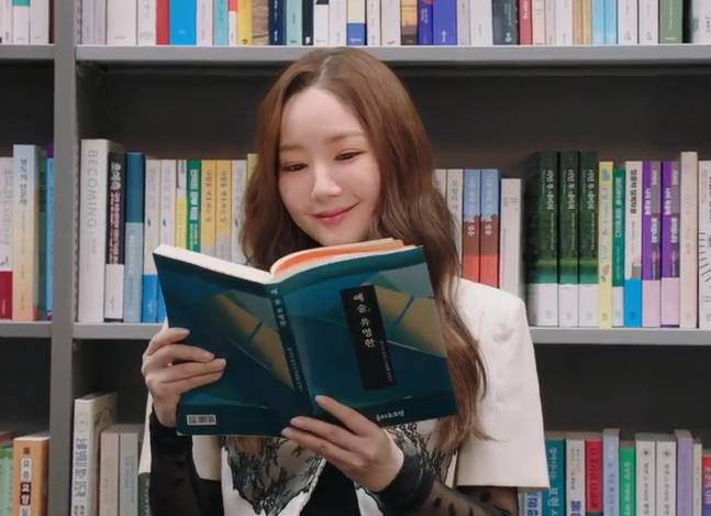 still cut drama Korea Confidence Queen (youtube.com/@tvchosundrama)