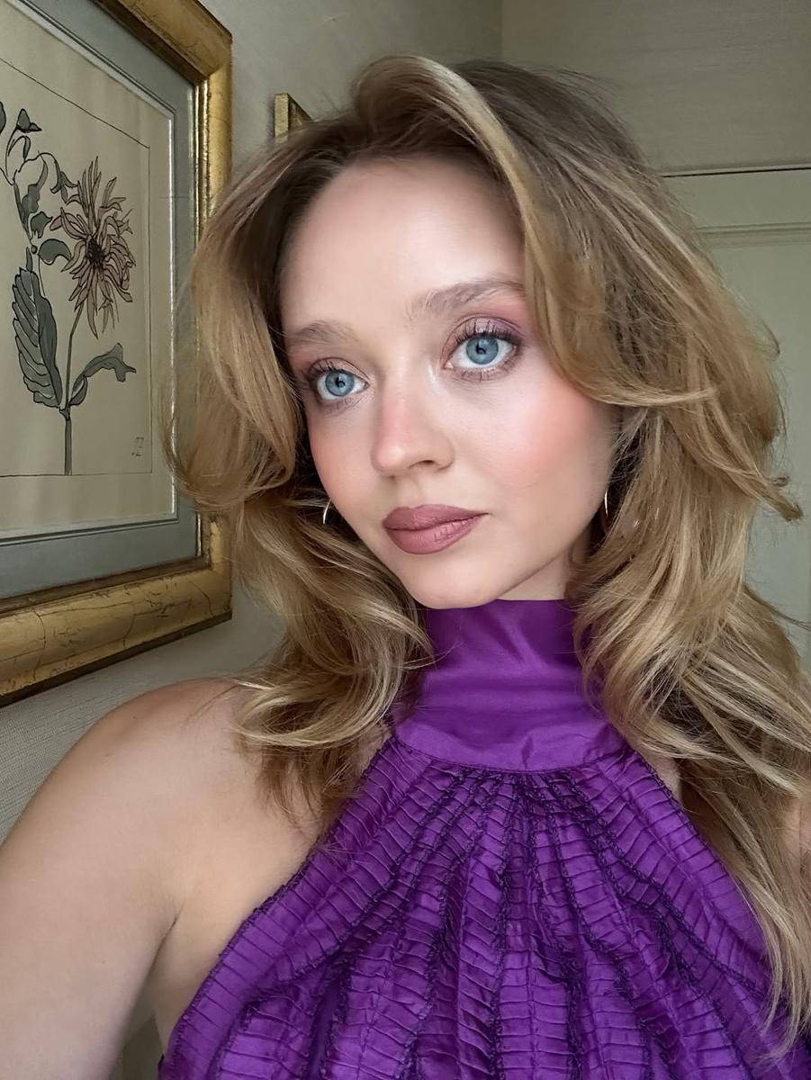 Inspirasi makeup ala Madeleine Arthur (instagram.com/madeleinearthur)