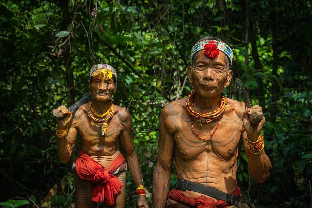 Suku Mentawai