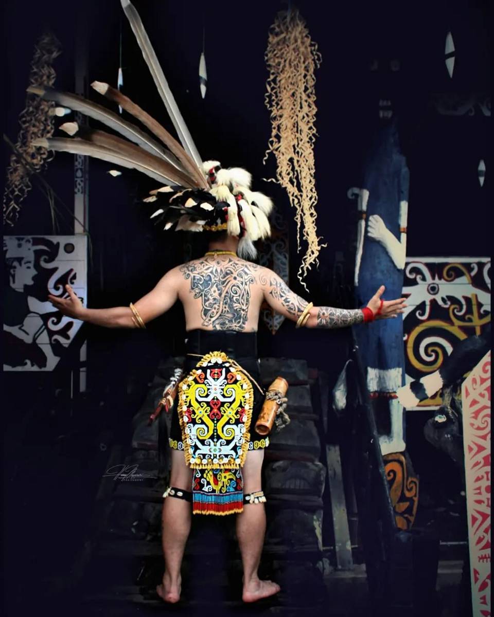 Suku Dayak