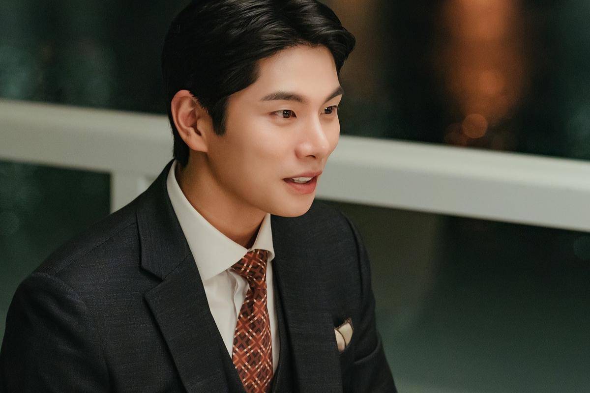still cuts drama Confidence Queen