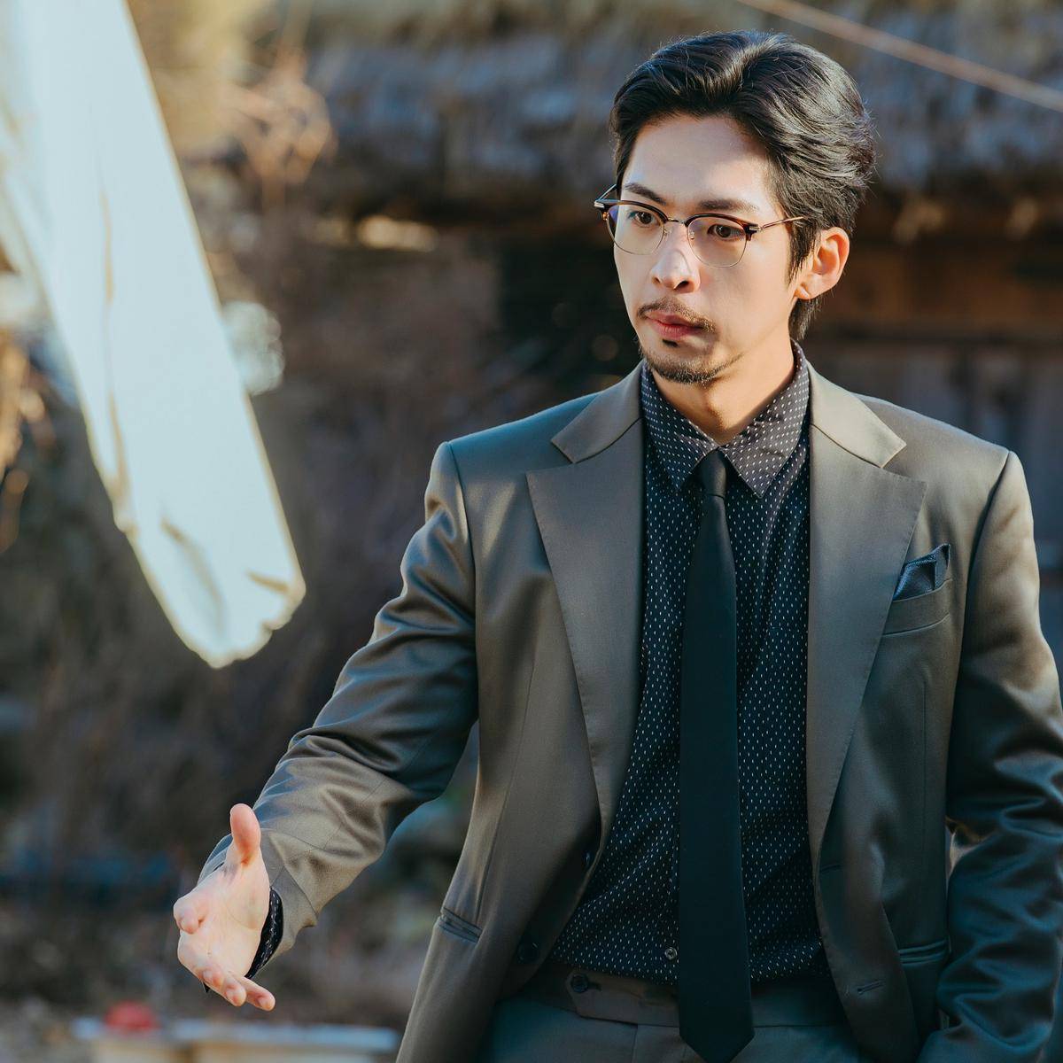 still cuts drama Confidence Queen (dok. TV Chosun/Confidence Queen)