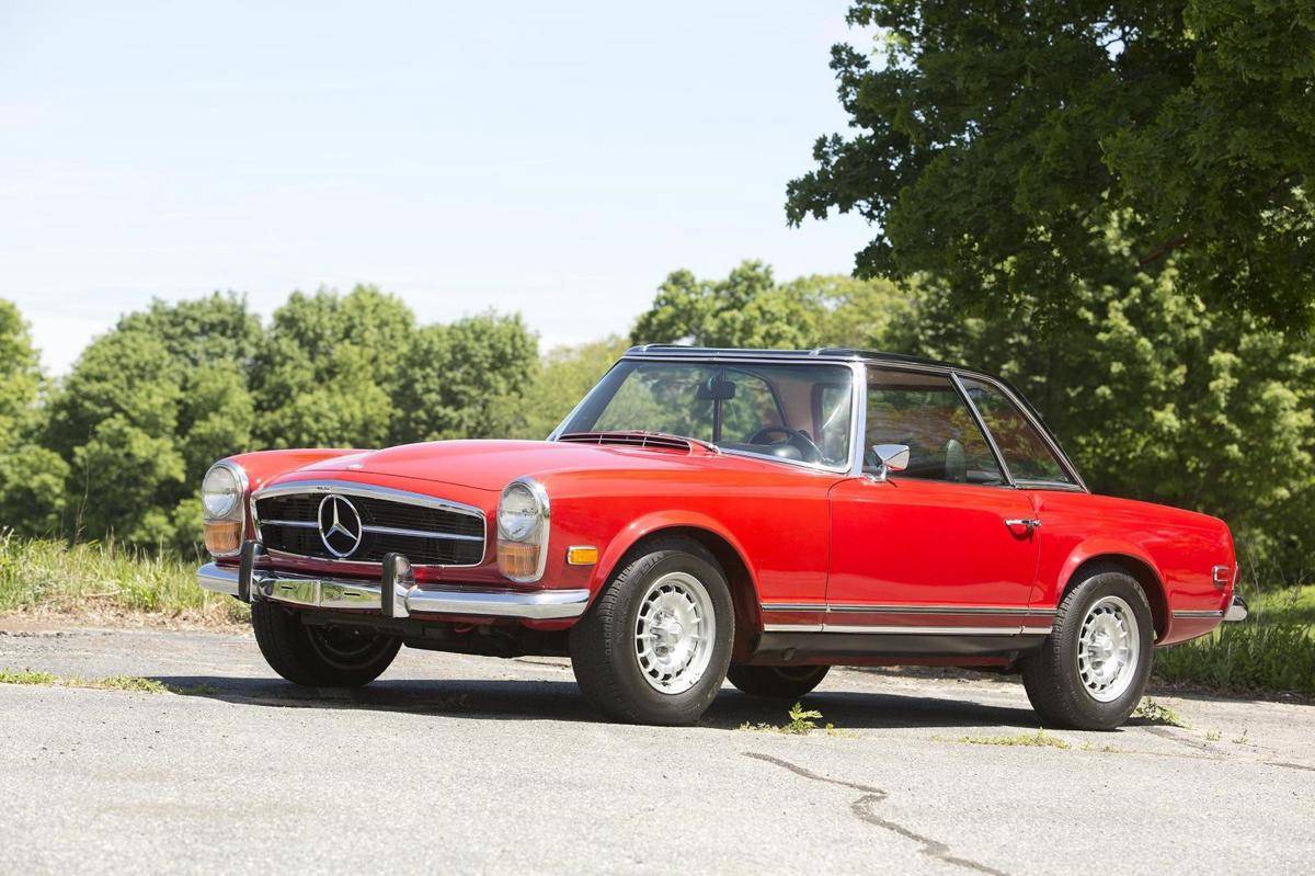 Mercedes-Benz 280 SL: Koleksi Habibie yang Diutangi Ridwan Kamil