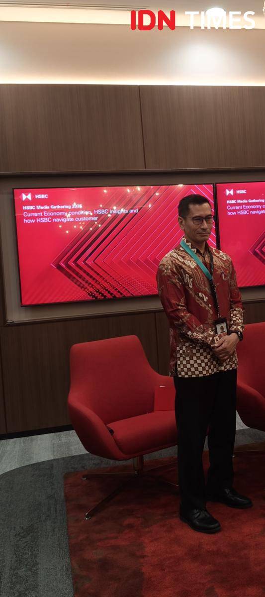 Head of Networks Sales and Distribution HSBC Indonesia, Sumirat Gandapraja.jpg