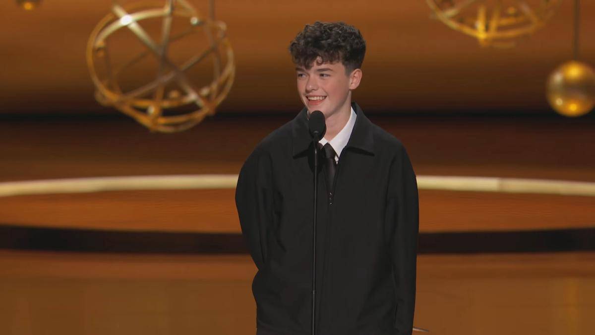 Owen Cooper menang Emmy 2025 