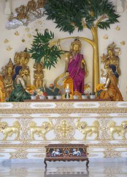 lumbini monastery kuil di Nepal