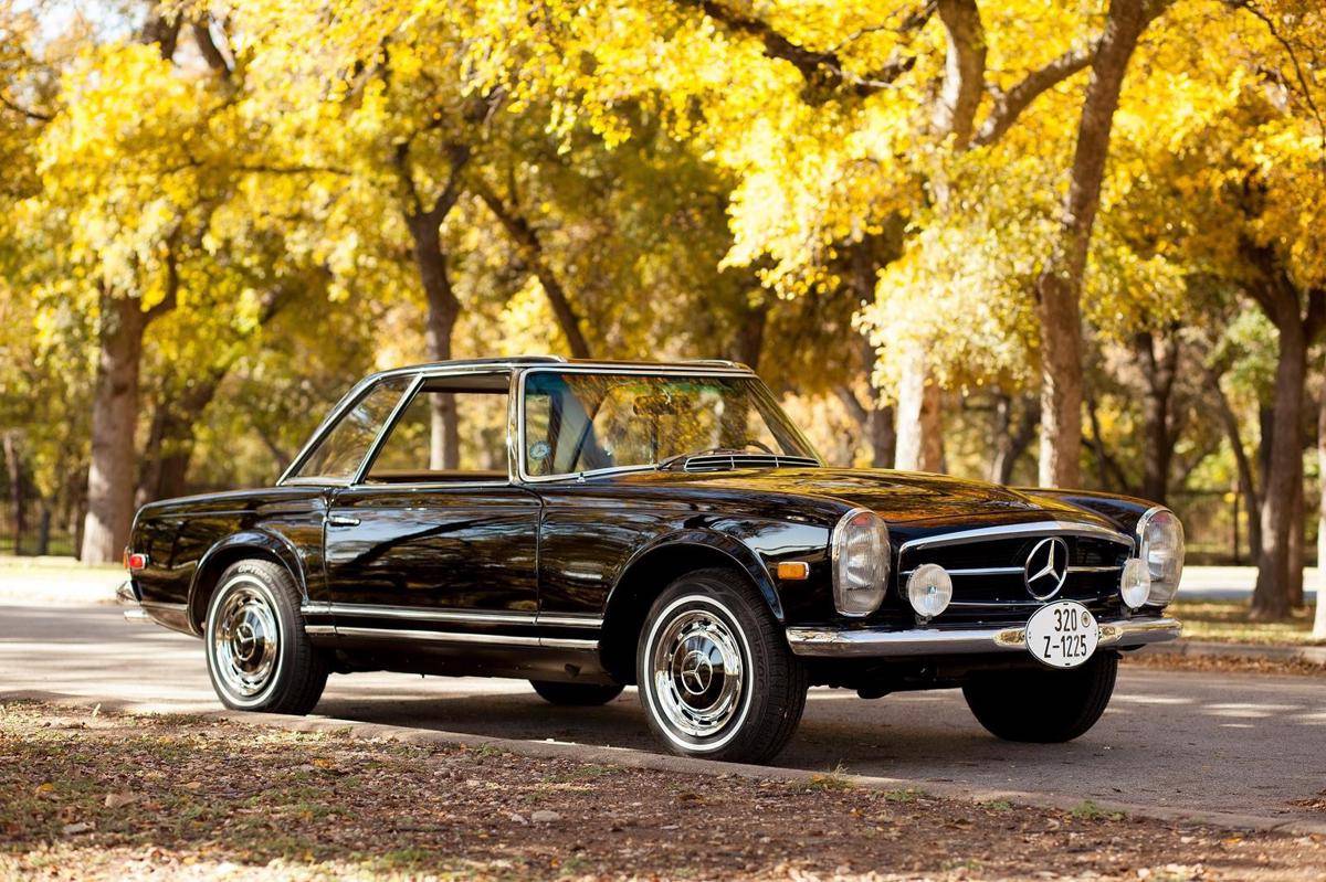 Mercedes-Benz 280 SL: Koleksi Habibie yang Diutangi Ridwan Kamil (supercars.net)