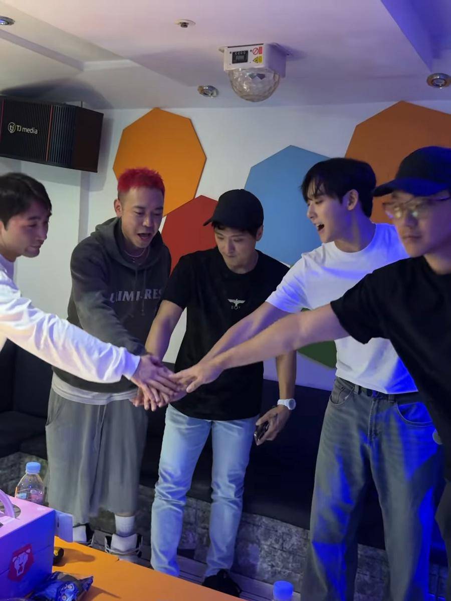 potret Saja Boys kumpul di real life