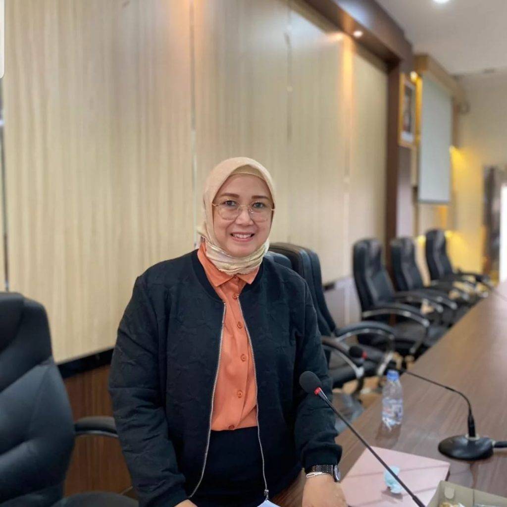 Dr. Rini Juni Astuti, SE., M.Si. (umy.ac.id)