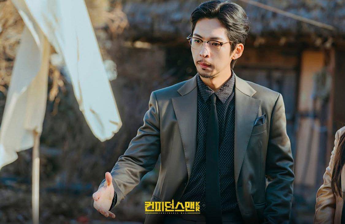 Cuplikan drama Korea Confidence Queen