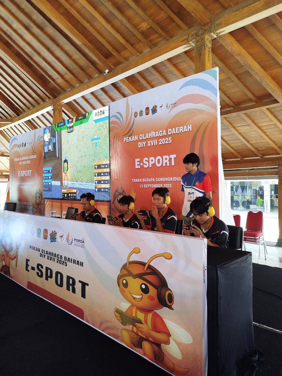 Kota Yogyakarta dan Bantul berbagi gelar juara cabor esport PORDA DIY 2025.