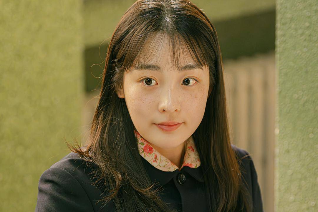 still cuts drakor Typhoon Family