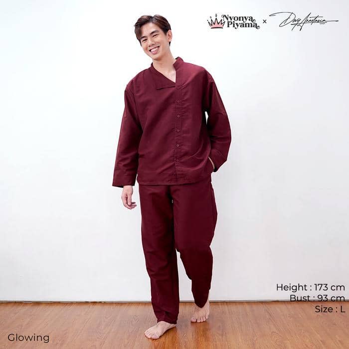 Chef Pajamas Nyonya Piyama X Devy Anastasia Set Lengan Panjang (tokopedia.com/NyonyaPiyama) 