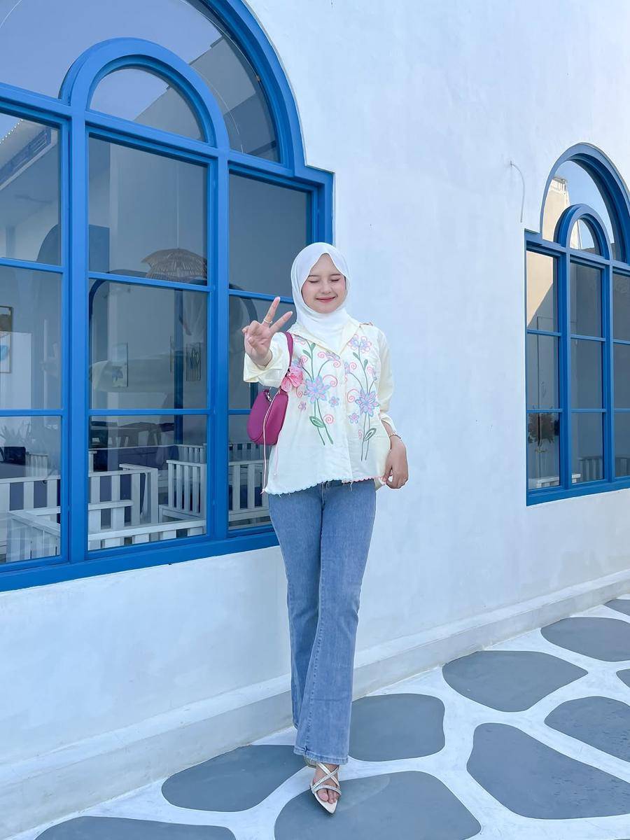 Siska Amera (instagram.com/siskaamera)