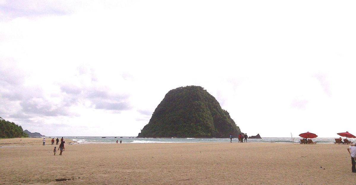 Pulau Merah, Banyuwangi
