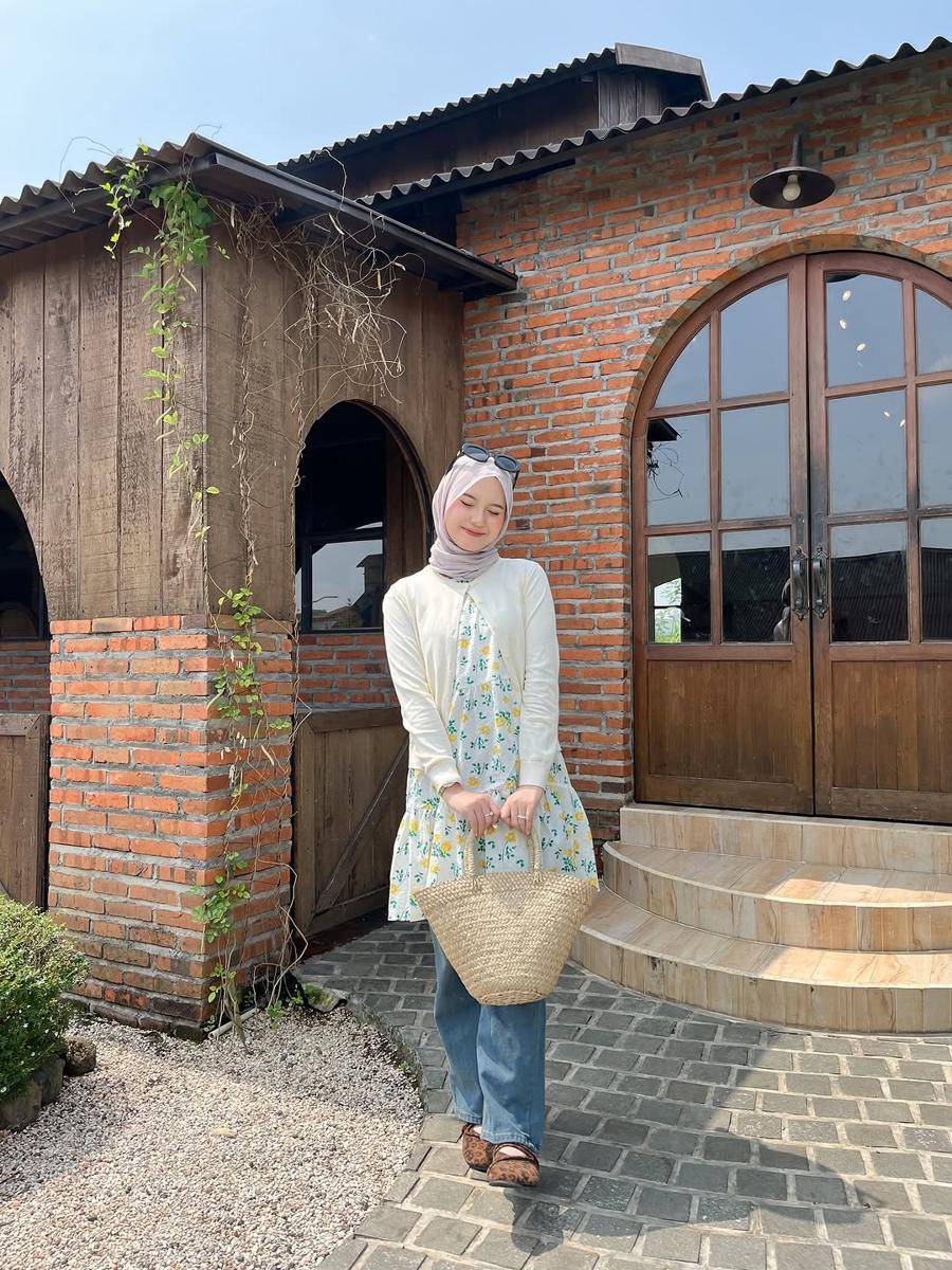 Siska Amera (instagram.com/siskaamera)