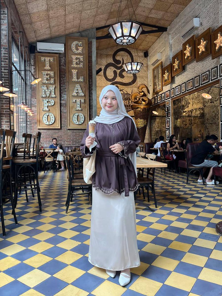 Siska Amera (instagram.com/siskaamera)