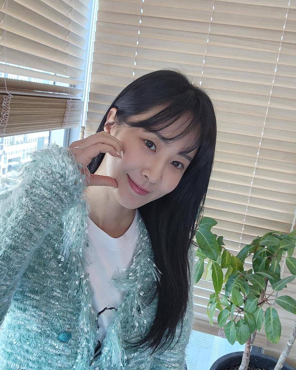potret Yuri SNSD (instagram.com/kwonyuri_official)