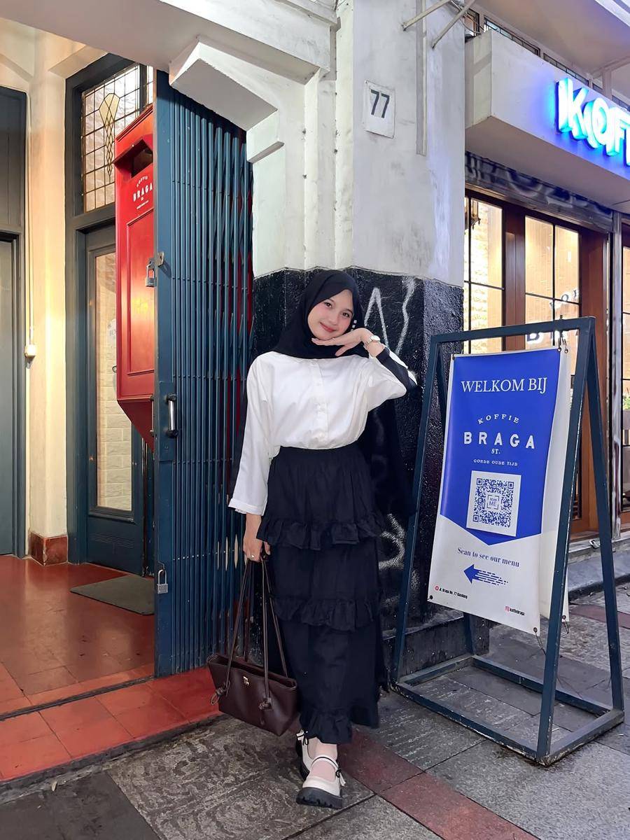 Siska Amera (instagram.com/siskaamera)