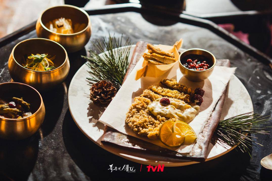 still cut drama Bon Appétit, Your Majesty (dok. tvN/Bon Appétit, Your Majesty)