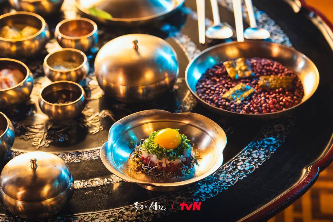 still cut drama Korea Bon Appétit, Your Majesty 