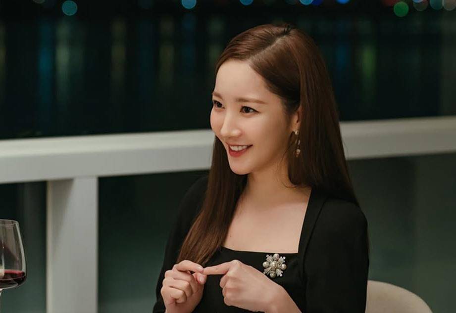 still cut drama Korea Confidence Queen