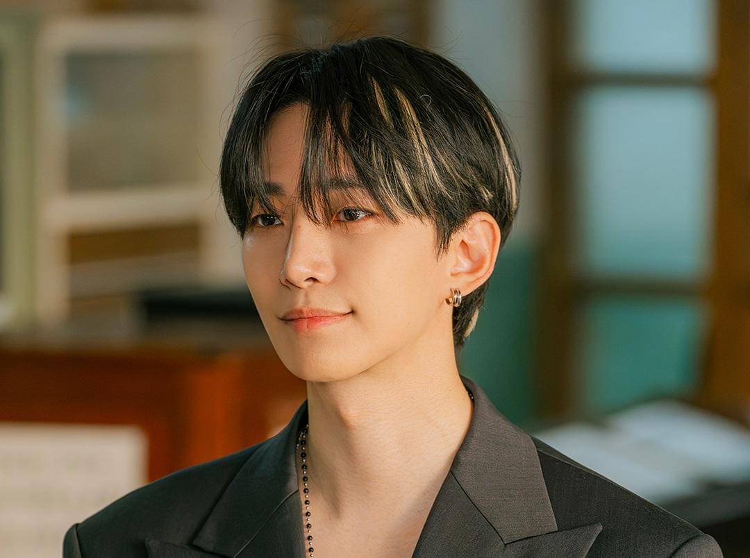 still cut drama Korea Typhoon Family (instagram.com/tvn_drama)