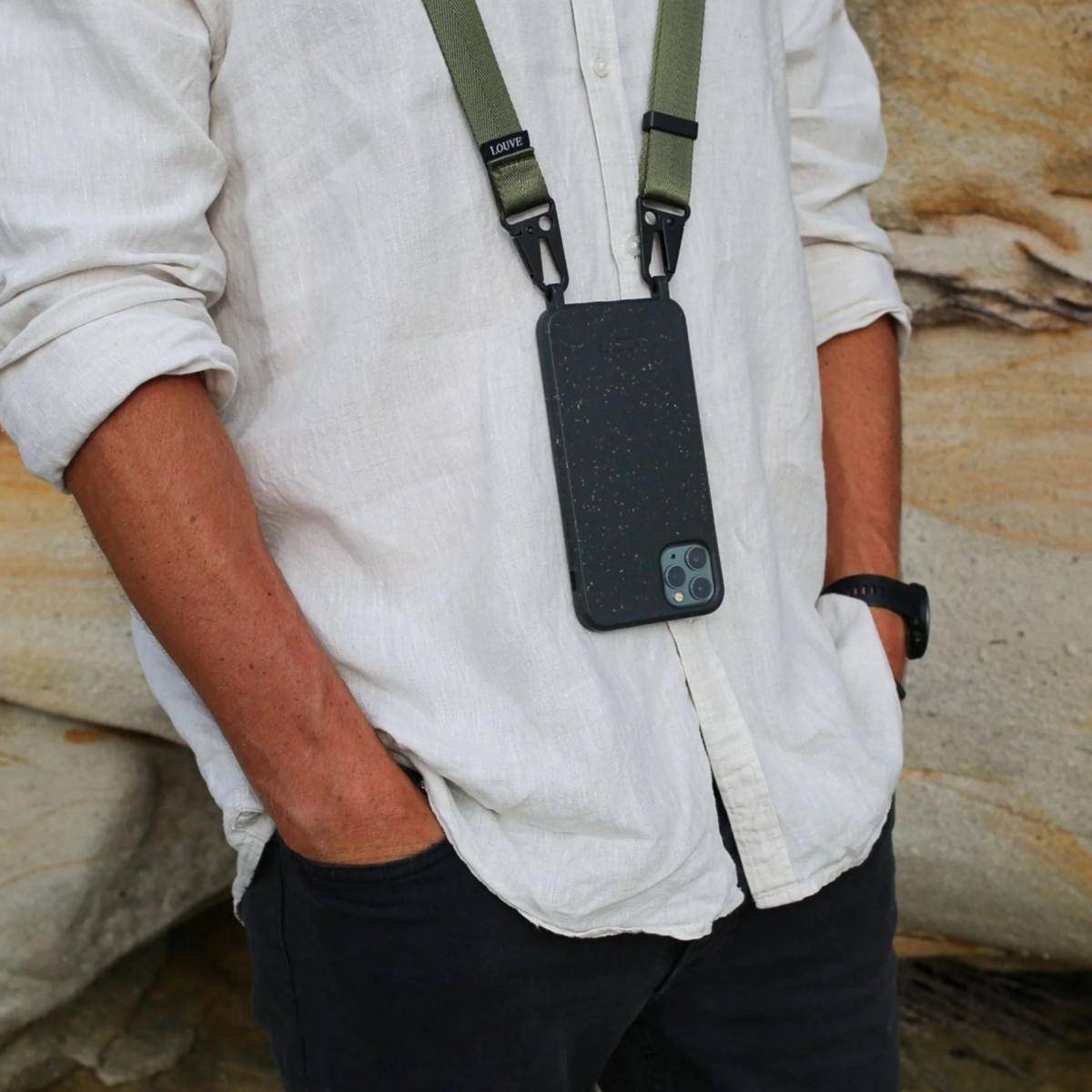 ilustrasi fashion item untuk smartphone besar (louvecollection.com) 
