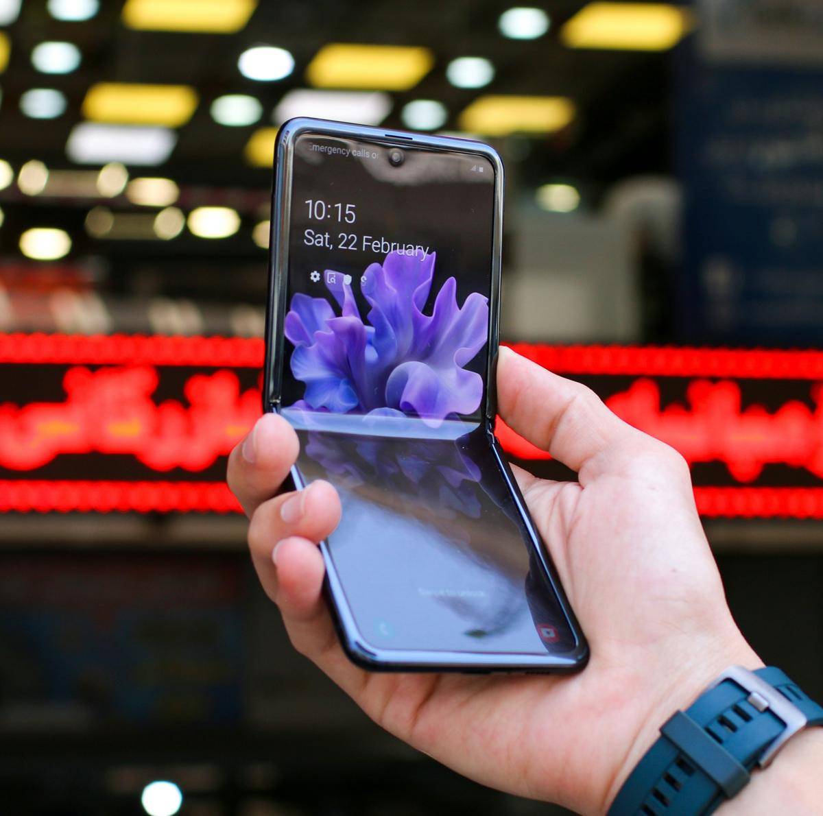 5 Teknologi Android Canggih yang Belum Ada di iPhone 17, Apa Saja?