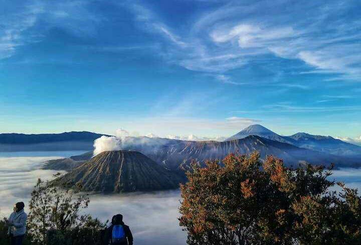 potret pemandangan Gunung Bromo dari Bukit Cinta (google.com/maps/Karman)