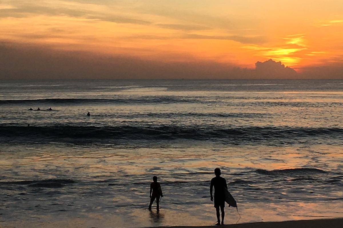 panorama sunset di Pantai Double Six (dok.pribadi/Natalia Indah)