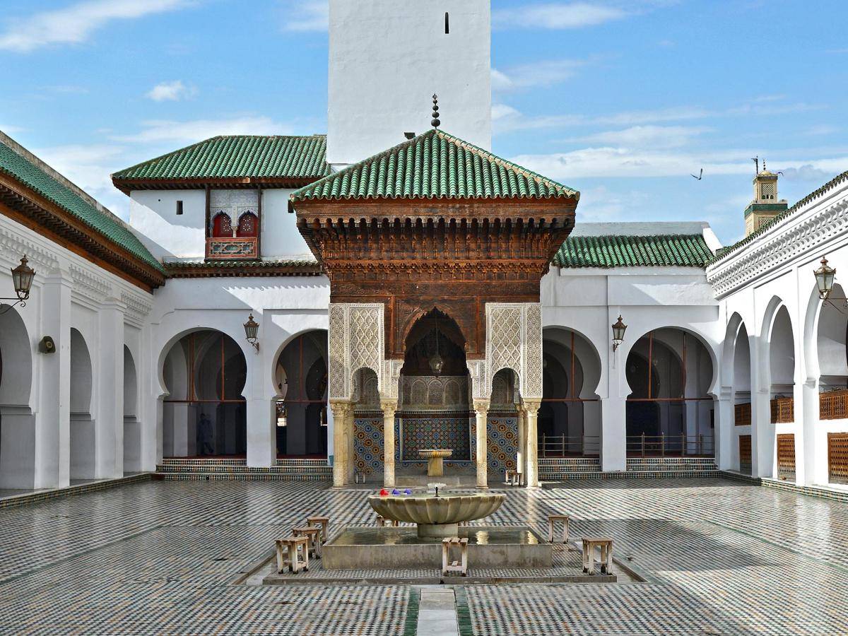 ilustrasi bangunan Al-Qawariyyin