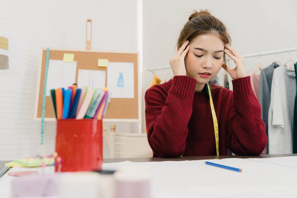 ilustrasi perfeksionisme yang Bikin Stress (freepik.com/tirachardz)