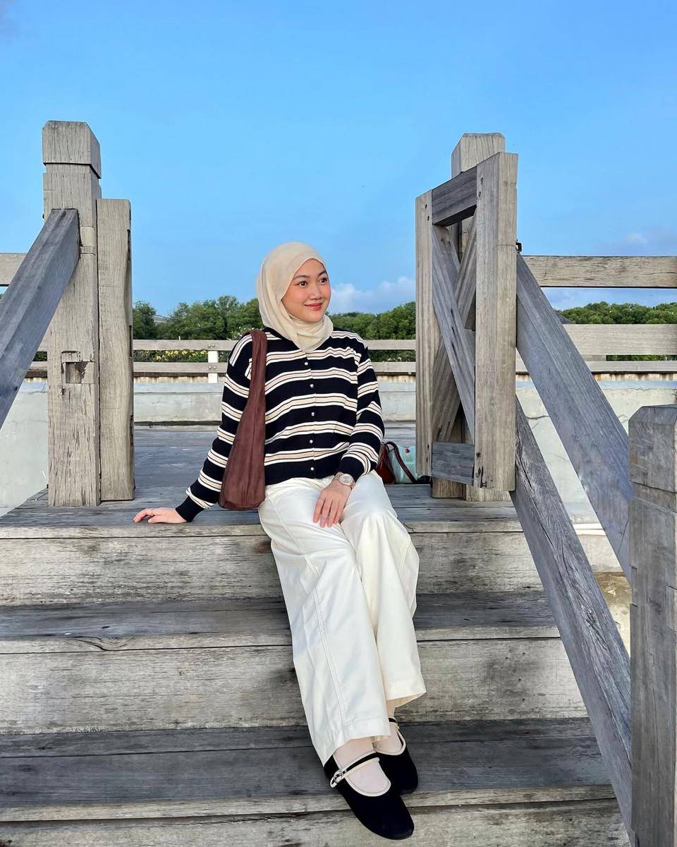 mix and match OOTD liburan ala Adinda Valda 