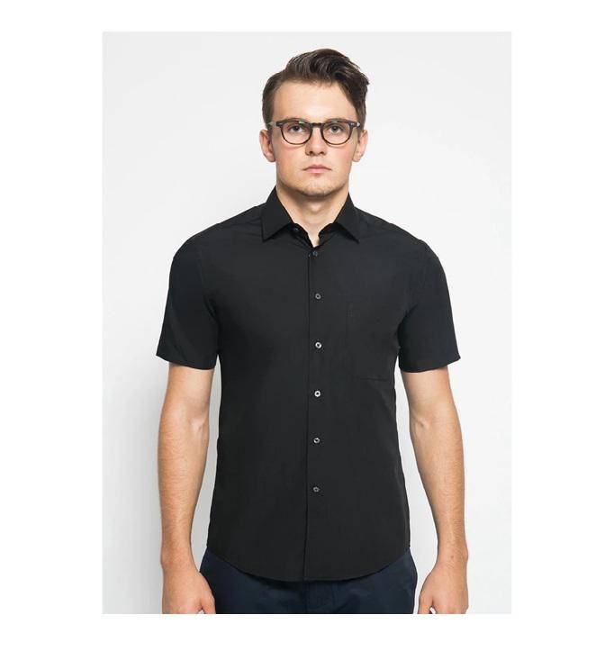 Alisan Kemeja Lengan Pendek Polos Slimfit Hitam | PLSSFSS (shopee.co.id/Alisan Official Shop)