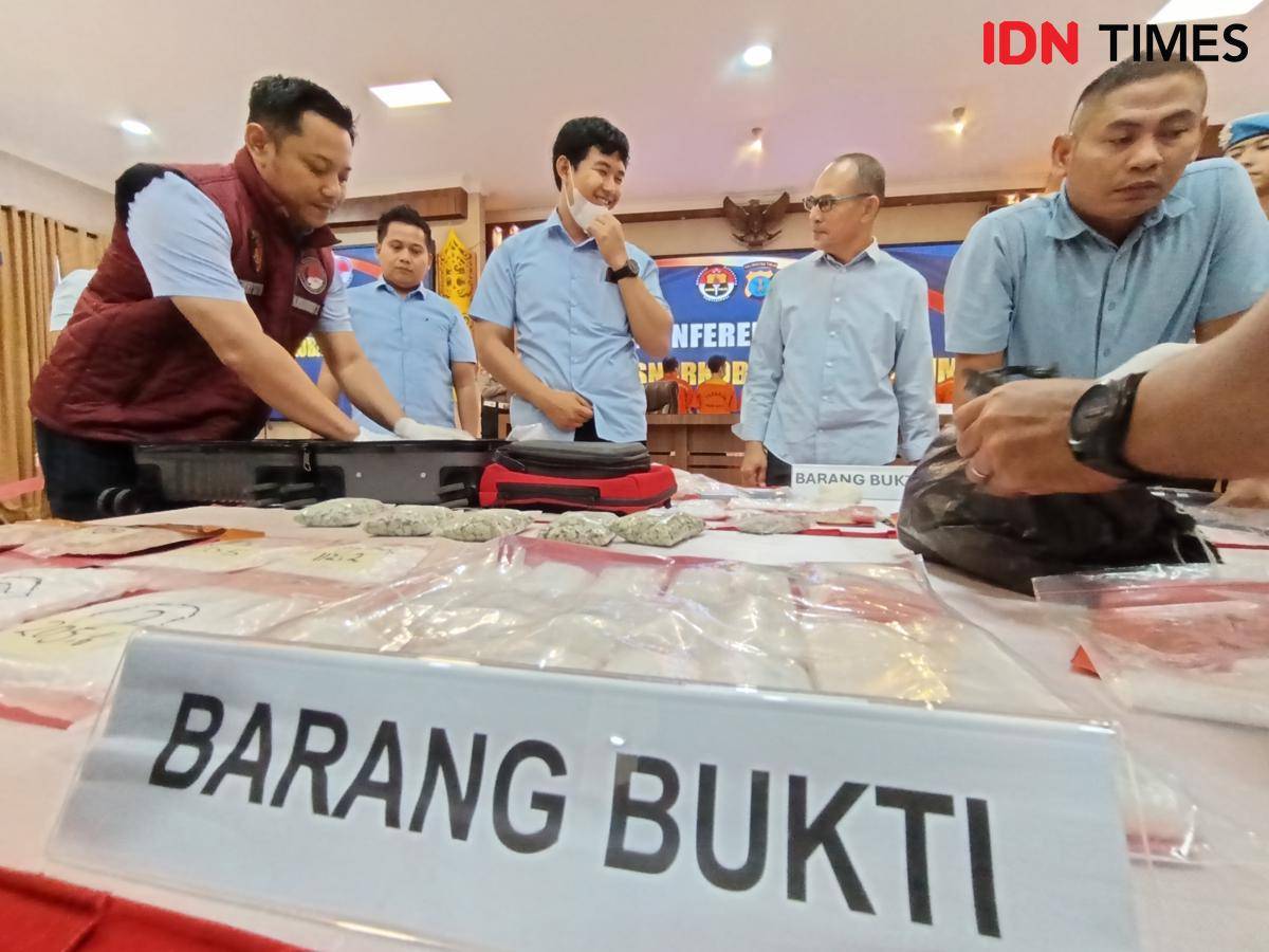 Barang bukti sabu dan ekstasi yang berhasil diamankan Direktorat Reserse Narkoba Polda Kaltim dari sejumlah pengungkapan kasus.