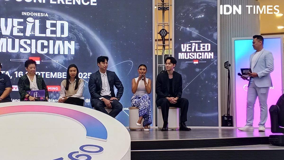 Konferensi Pers Veiled Musician Indonesia pada Selasa (16/9/2025) di Lotte Mall