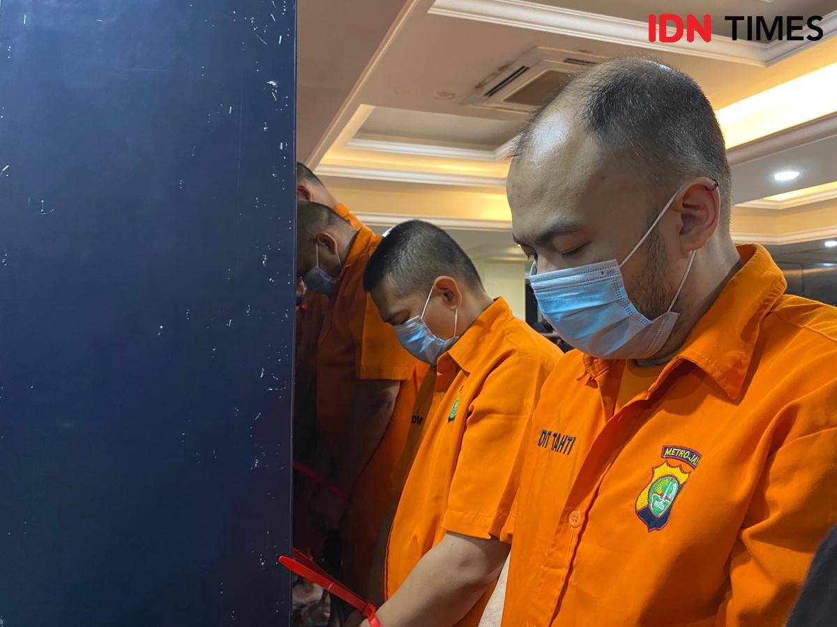 Salah satu dari 15 tersangka penculikan dan pembunuhan kepala cabang BRI (IDN Times/Irfan Fathurohman)