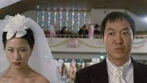 My Wife Is a Gangster (Dok. Hyun Jin Films)