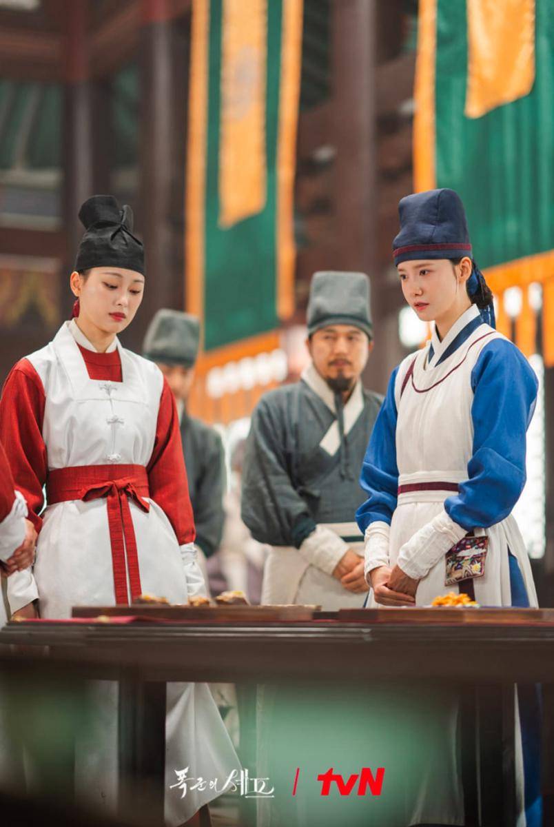 cuplikan KDrama Bon Appétit, Your Majesty (dok.tvN/Bon Appétit, Your Majesty)