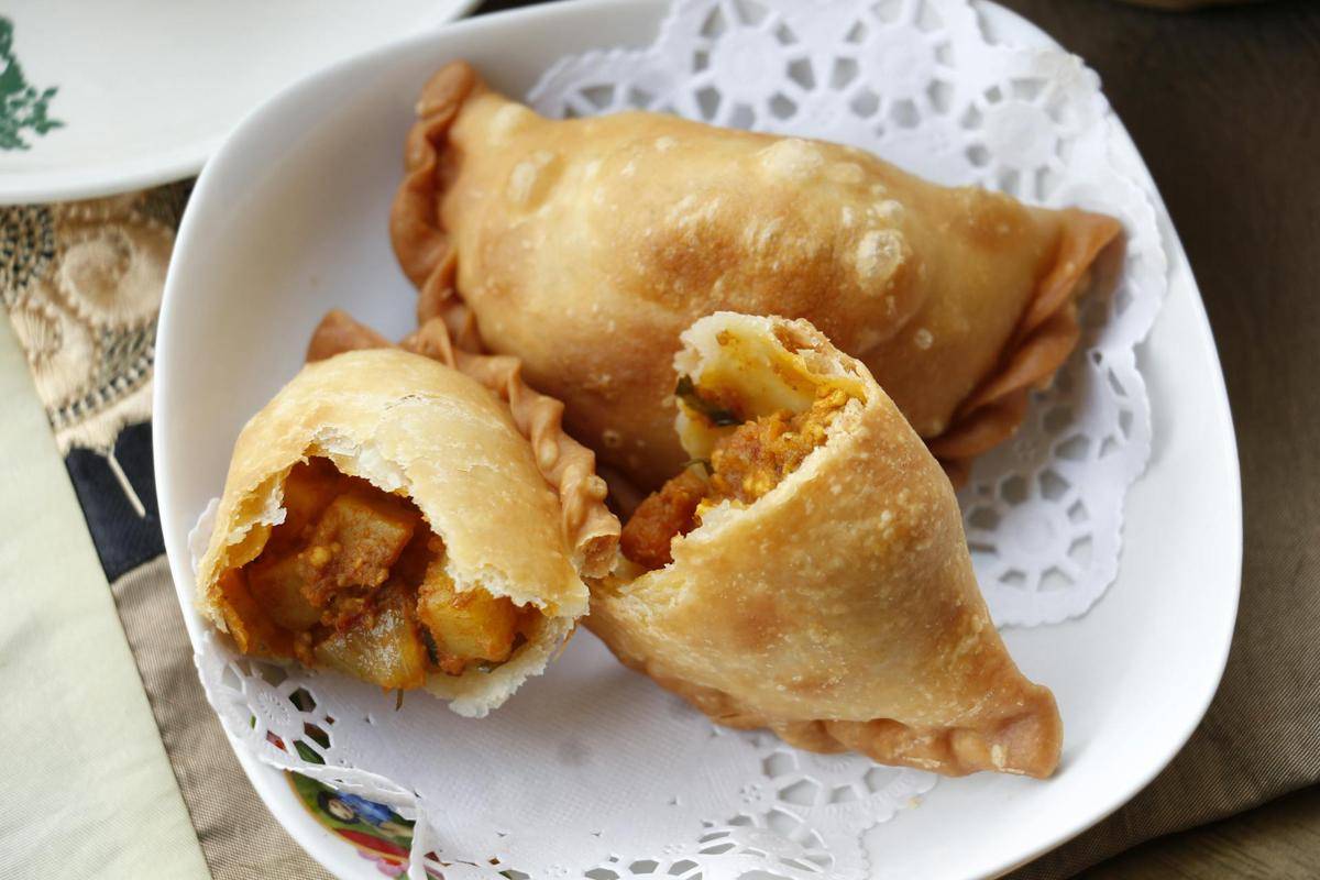 ilustrasi curry puff