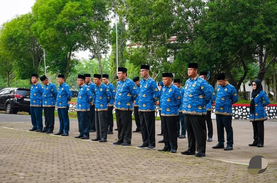 ASN di Banyuasin saat mengikuti apel. (Dok. Pemkab Banyuasin)