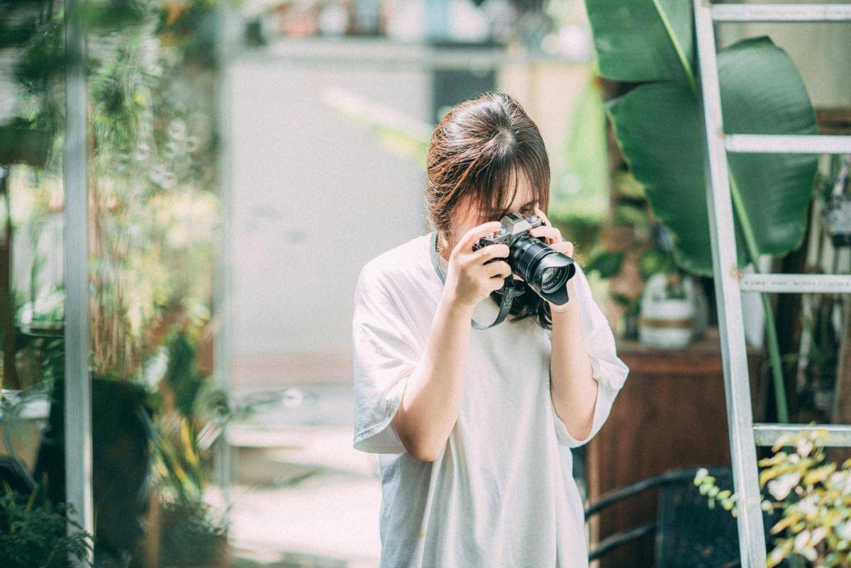 ilustrasi hobi fotografi (pexels.com/Chuot Anhls)