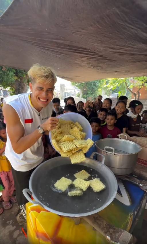 Aisar Khaled bantu korban banjir Bali (instagram.com/aisar_khaledd)