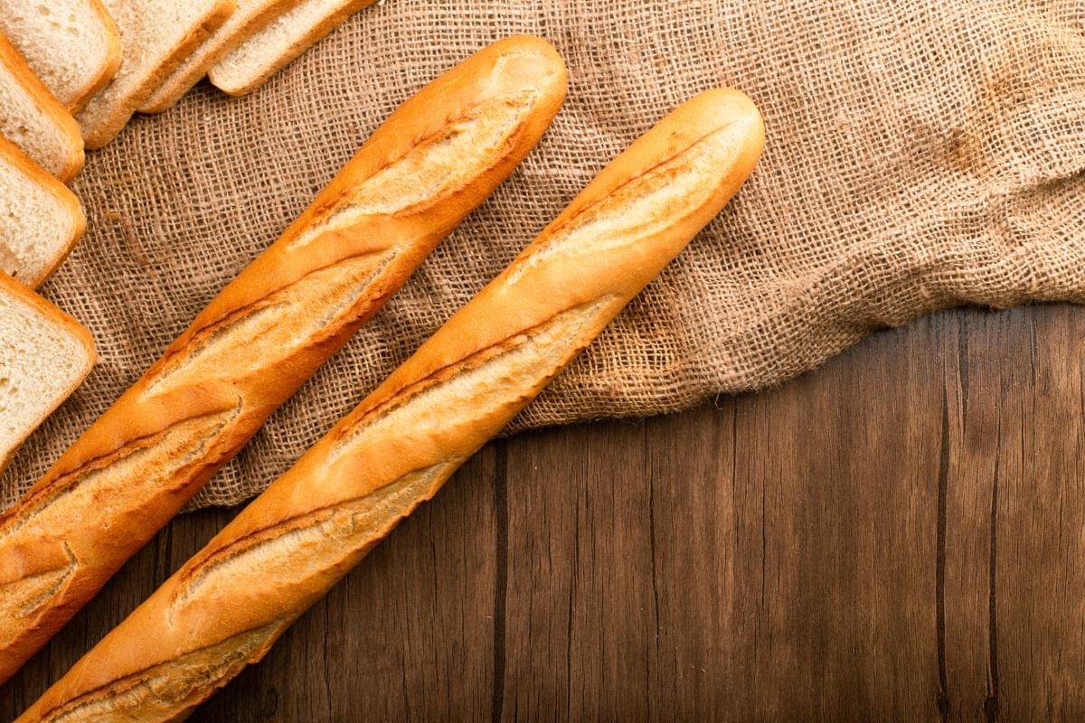 ilustrasi roti baguette
