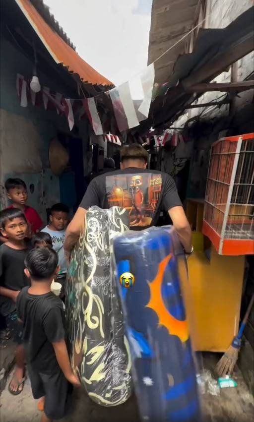 Aisar Khaled bantu korban banjir Bali (instagram.com/aisar_khaledd)