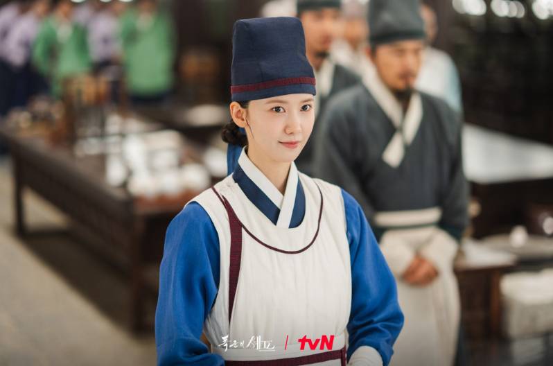 Im Yoon Ah di drama Bon Appétit, Your Majesty (Dok. tvN/Bon Appétit, Your Majesty)