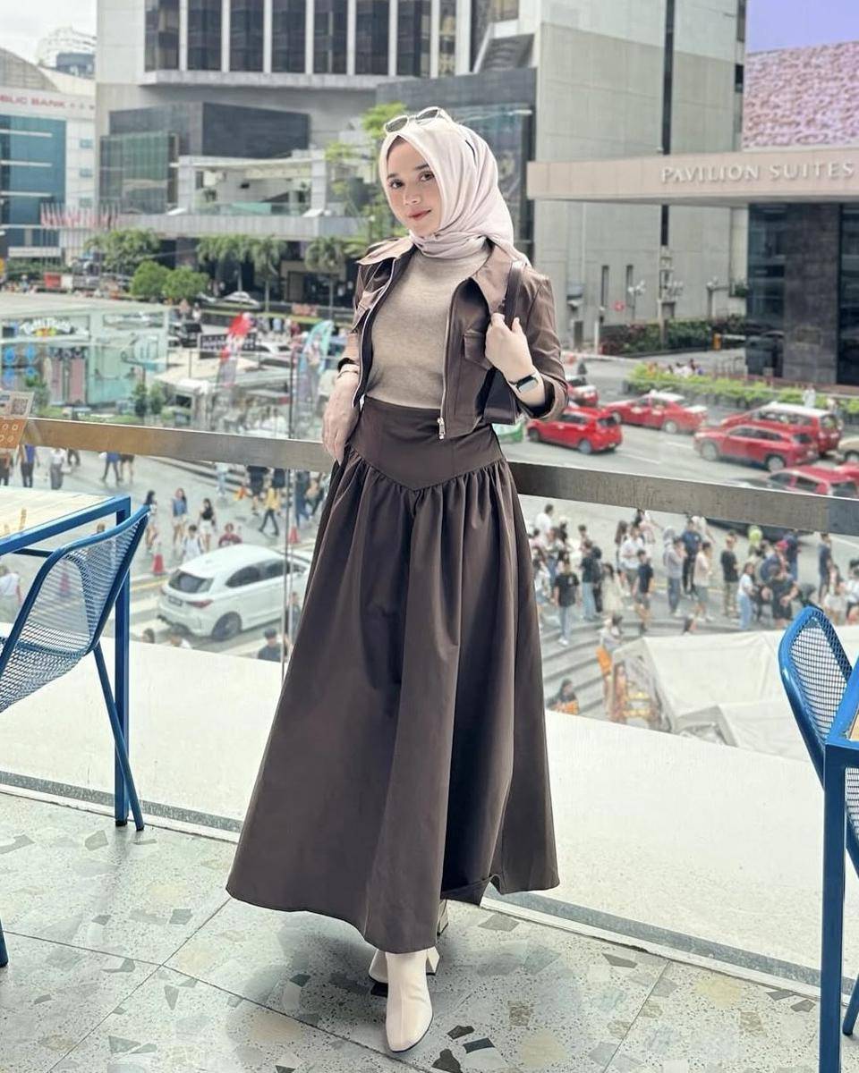 potret ide OOTD kasual yang stylish ala Yowanda Firdausi 